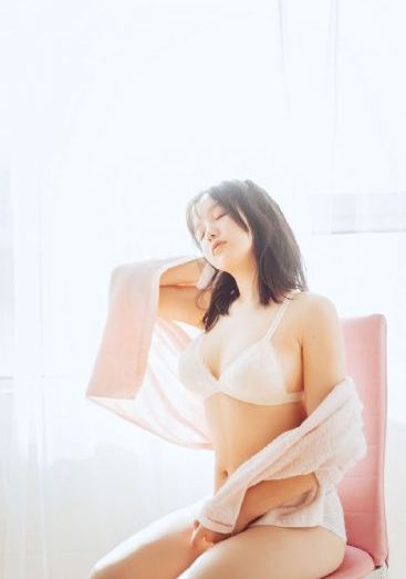 《无颜之月》动漫