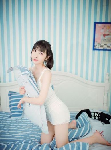隔壁女孩2