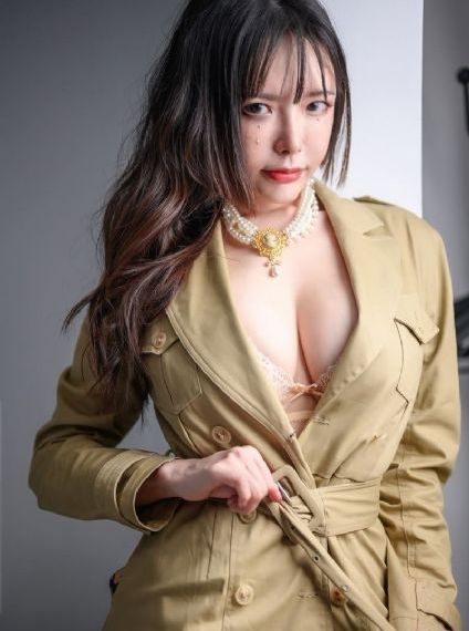 《阁楼里的情人》
