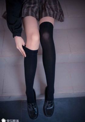 图书馆里的女朋友动漫