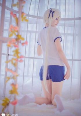金花瓶楷梅花