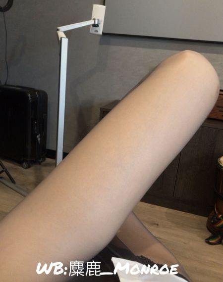 阁楼里的情人在线