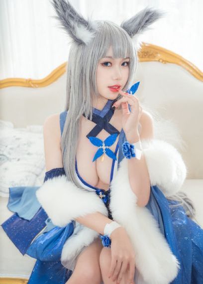 《漂亮的女邻居3》在线观看