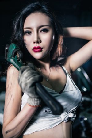 为了夫升职被夫上司侵犯
