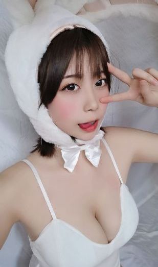 危险关系教授和女大学生