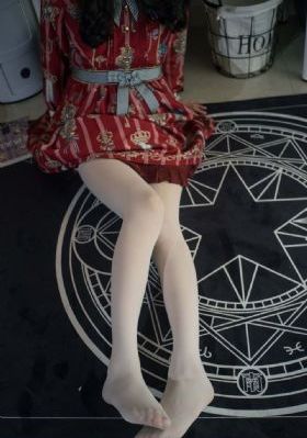 后宫露营樱花
