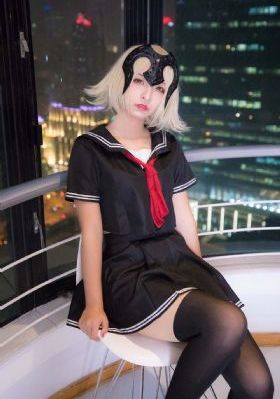 精品在线看